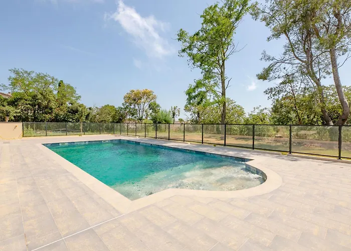 Vakantiehuis Le Clos D'alice-2 By Interhome