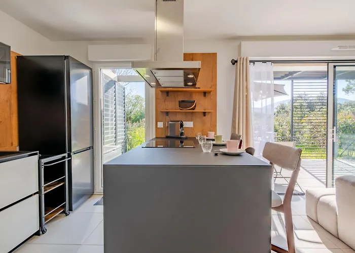 Casa vacanze Le Clos D'alice-2 By Interhome *